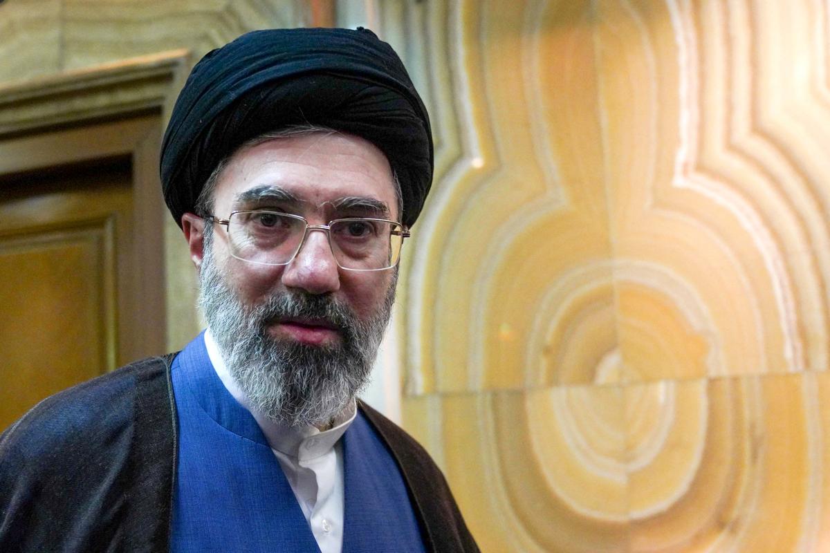 Iran’s New Leader Issues First Statement, Says Hormuz Closure Should Be Used as Leverage