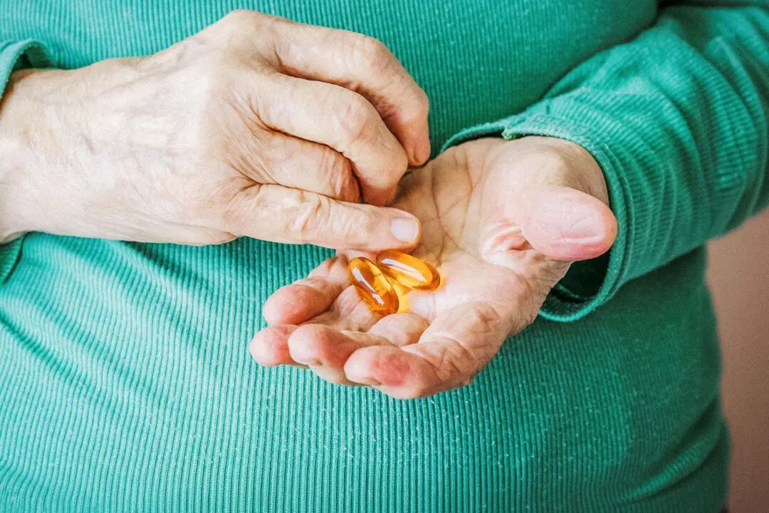 Daily Multivitamin Linked to Slower Biological Aging in New Clinical Trial