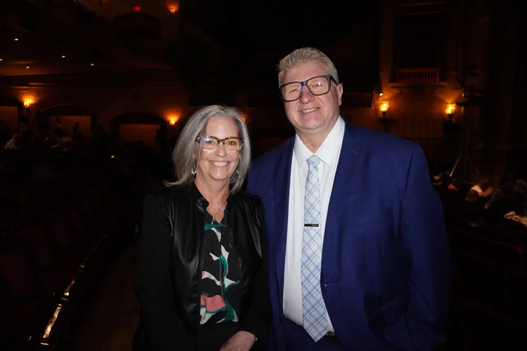 Former Police Lieutenant and Wife Praise Shen Yun’s Extraordinary Artistry