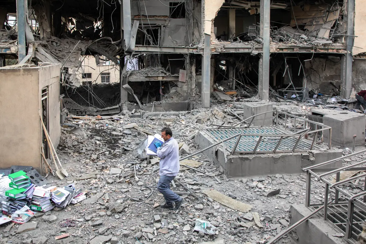 Trump Hails ‘Very Good’ Iran Talks, Threatens Major Escalation If Tehran Rejects Deal