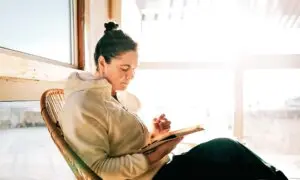 The Type of Sitting That Protects Your Brain