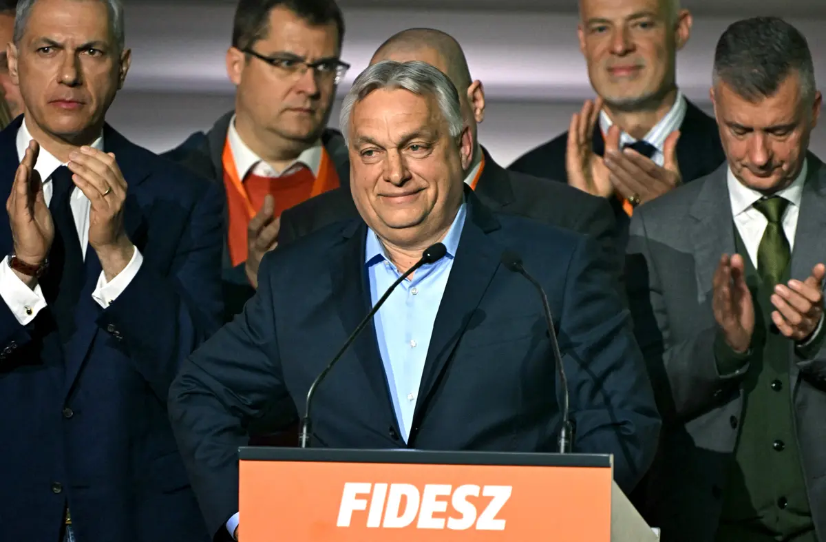 Hungary Changes Constitution Blocking Possible Return of Viktor Orban