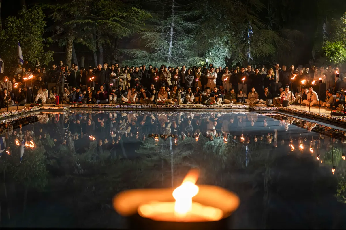 Day in Photos: Shooting in Louisiana, Boston Marathon, and Hill of the Seven Colors