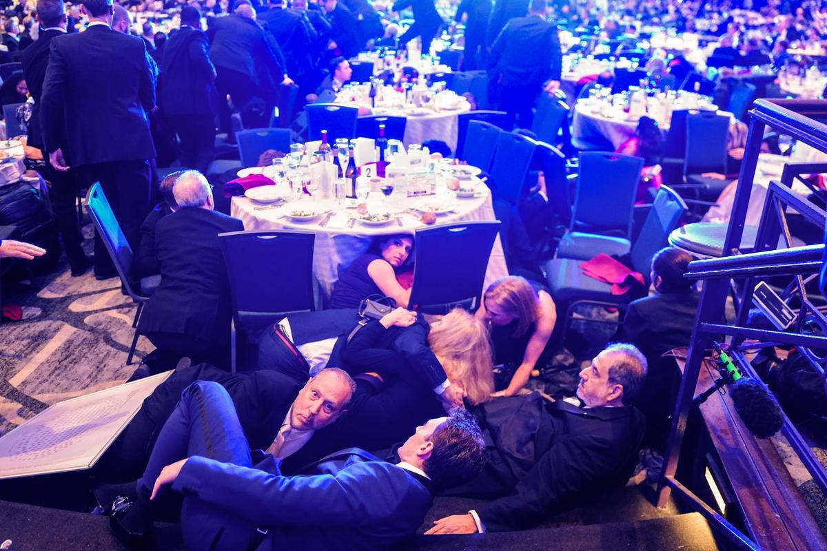 America in Photos: Correspondents’ Dinner Shooting, Illinois Floods, and Heroes of the Alamo