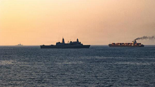 US Military Sank 7 Iranian Boats in Strait of Hormuz Following Iranian Attacks