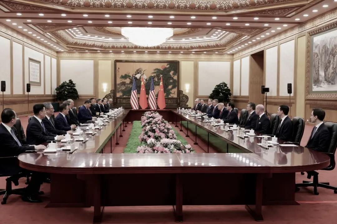 Xi Strikes Aggressive Tone on Taiwan as US Signals No Change in Policy