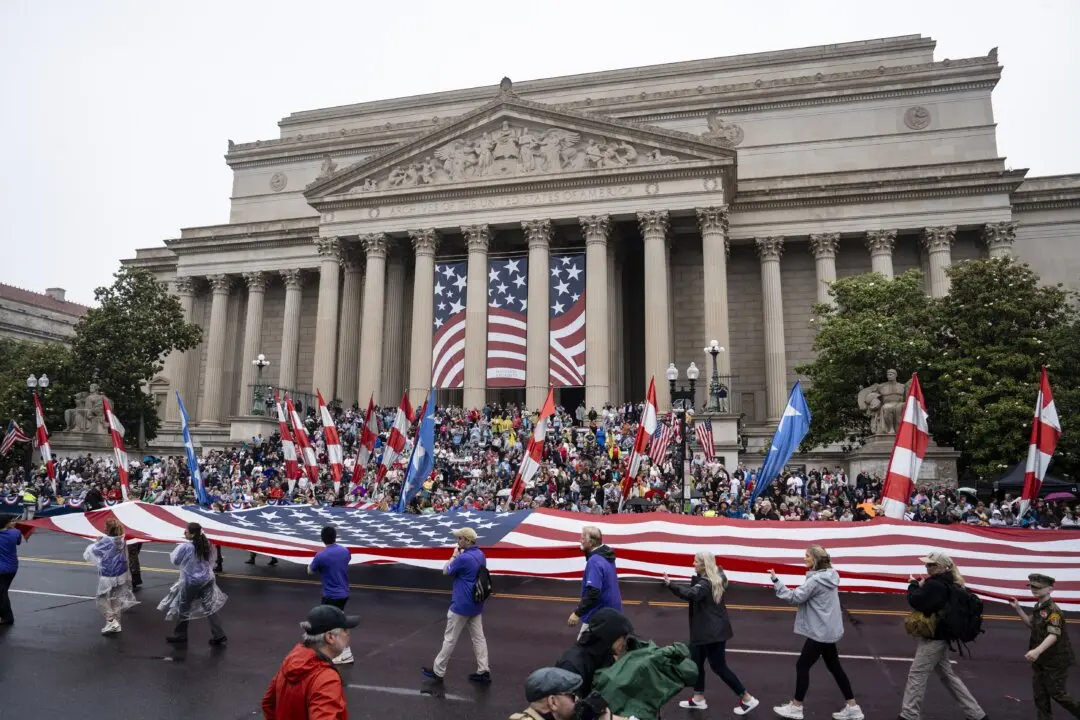 Day in Photos: Memorial Day, Teachers Protest, and Pilgrimage in Spain