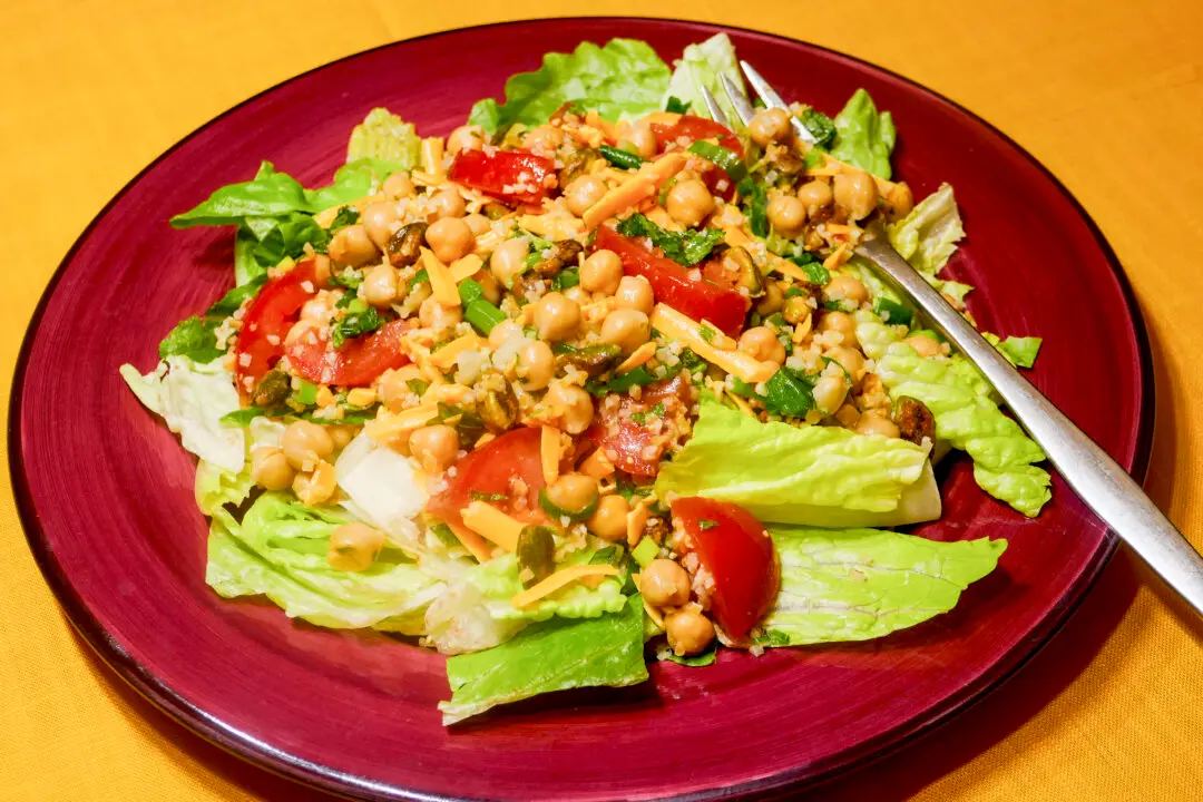 Chickpea Tabbouleh Salad