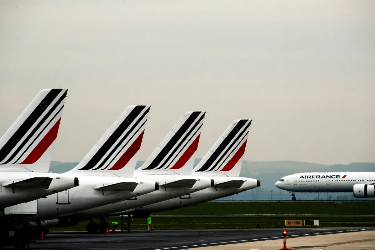 EU Transport Chief Sees No Jet Fuel Shortage Despite Hormuz Blockade