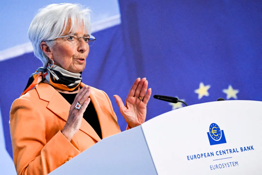 ECB Holds Interest Rates Steady, Economists Predict September Hike