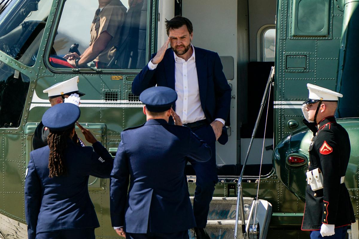 Vance Arrives in Switzerland for US–Iran Talks