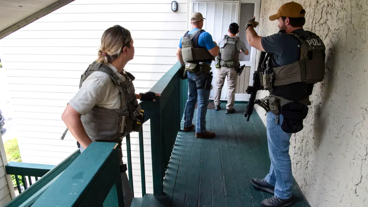 DOJ Says 224 Fugitives Arrested, 3 Children Rescued in 2-State Operation