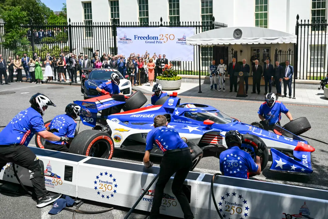 Trump Hosts Freedom 250 Grand Prix Showcase with Racing Legends