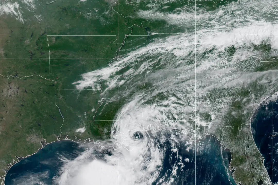 Tropical Storm Bertha Weakens After Bringing Strong Winds and Heavy Surf to Louisiana and Texas