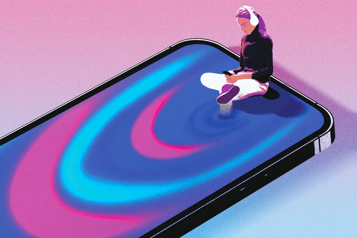 Long-Term Instagram Use Linked to a Weaker Sense of Self, Study Shows
