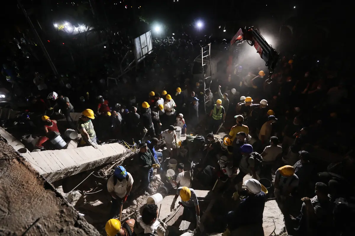 Rescuers Search for Survivors in Colombia After Deadly Earthquake