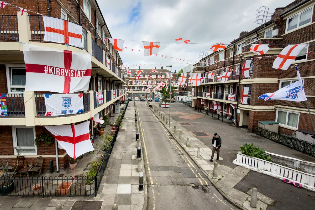 Sunshine, Soccer Give UK Economy Summertime Spur