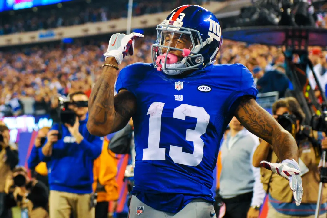 Odell Beckham Jr. Reunites With Giants Amid 3 WR Moves