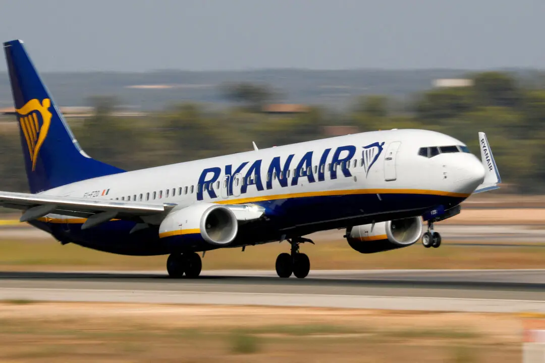 Passenger Nearly Pulled Through Broken Window as Boeing 737 Forced to Make Emergency Landing in Greece