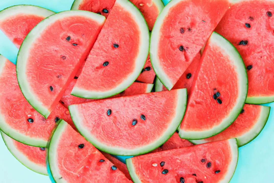 Why You Should Eat Watermelon Seeds, Rind, and Flesh