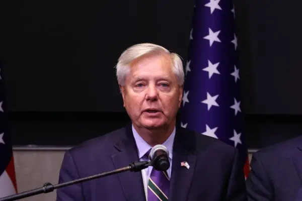 Lindsey Graham Holds Tel Aviv News Conference Ahead of US–Iran Talks