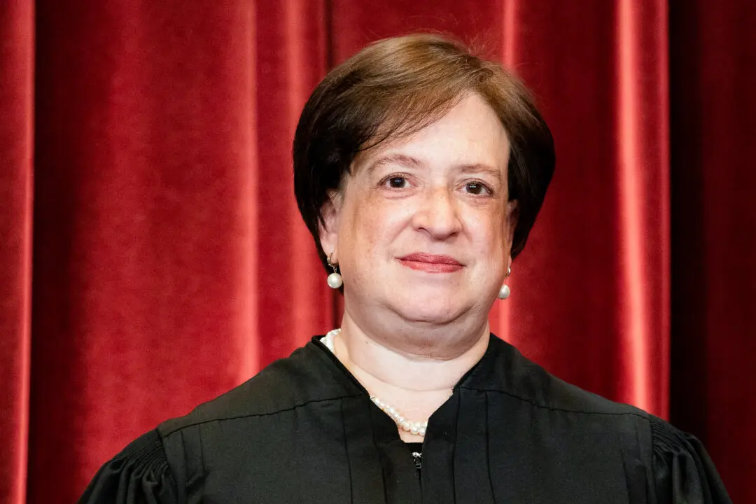 Supreme Court Sides With Criminal Defendant in Forced Medication Case