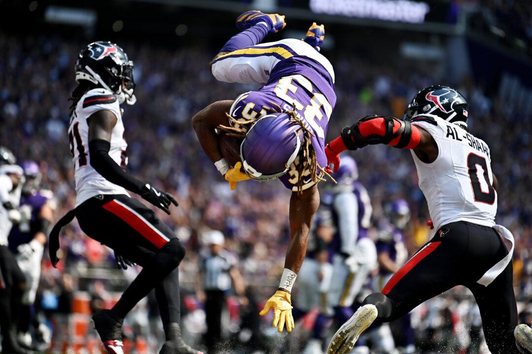 Top 5 Moves by NFL Teams on First Official Day of Free Agency