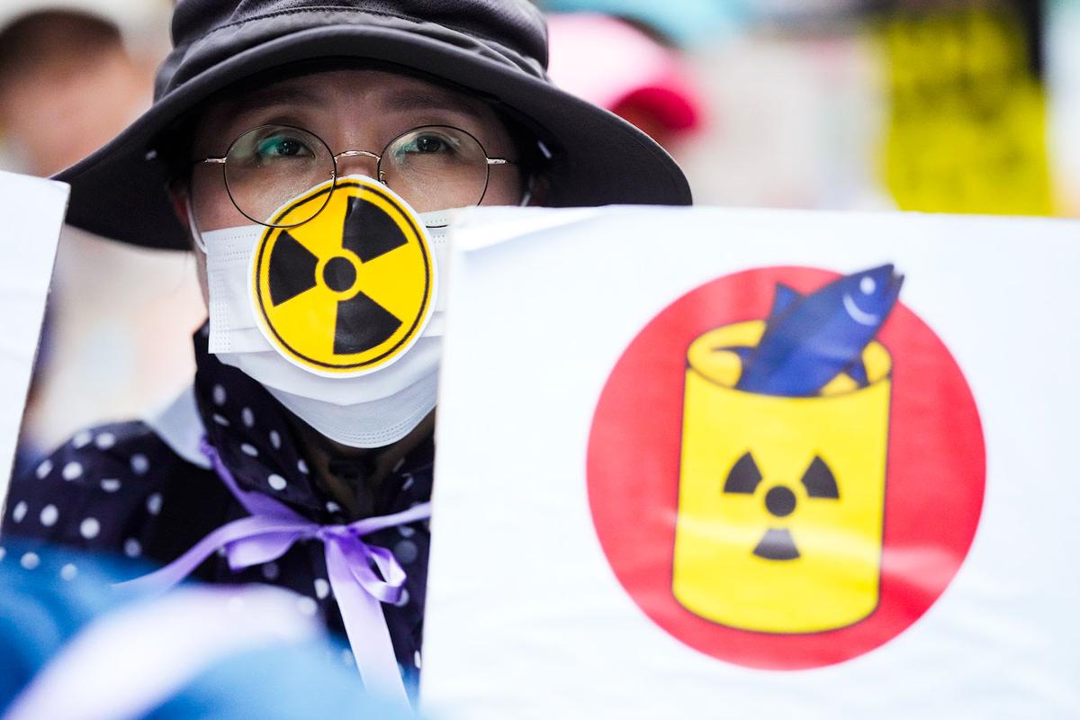 Japan to Resume Operations at World’s Largest Nuclear Plant 15 Years After Fukushima Disaster thumbnail