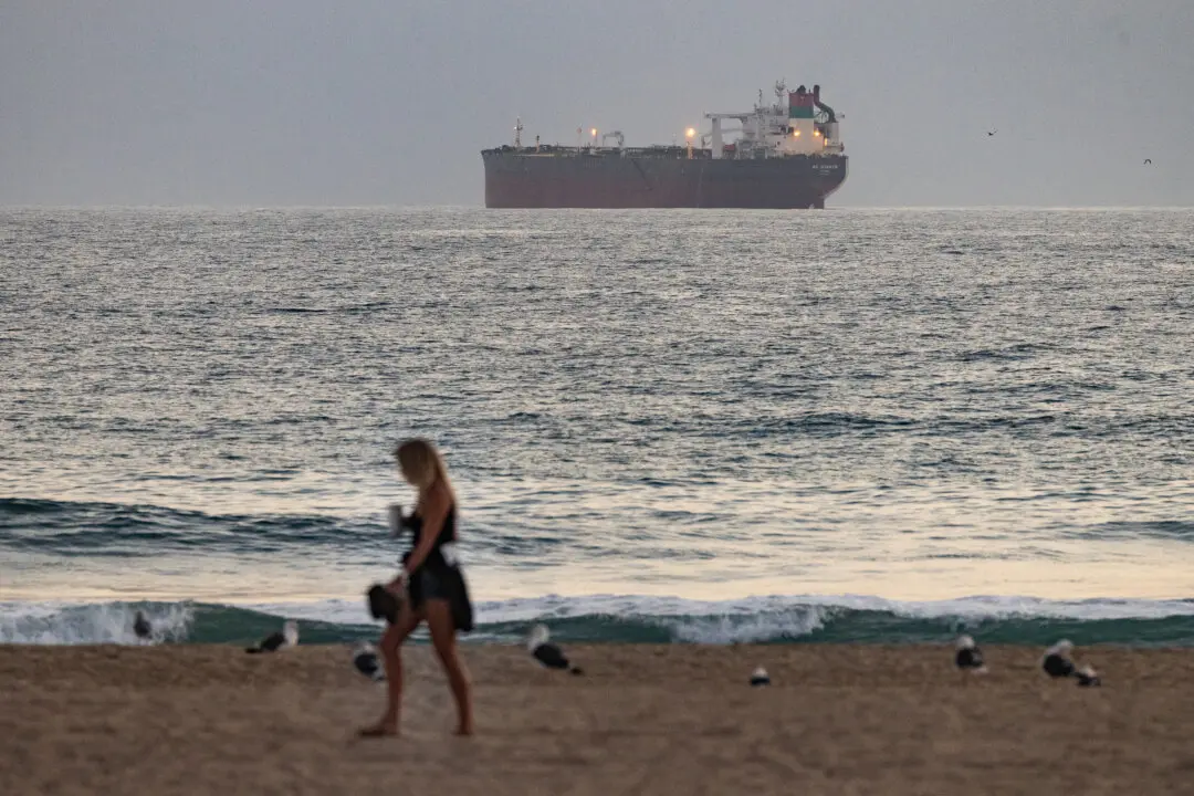 US Goods Trade Deficit Jumps Sharply on War-Fueled Surge in Imports