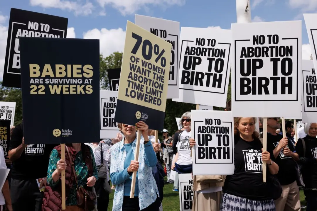 British Lawmakers Vote to Legalize Self-Administered Abortion Until Birth