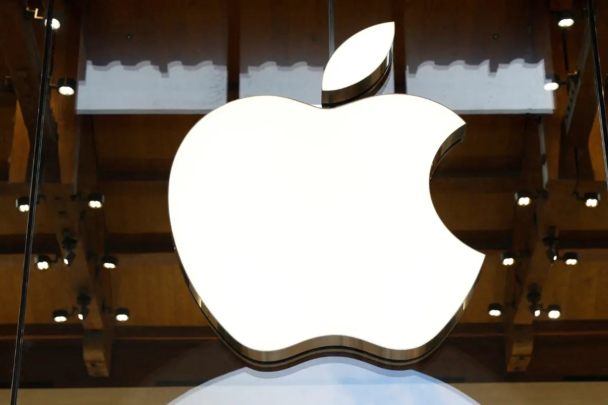 Apple Asks Supreme Court to Review Contempt Order in Epic Games Lawsuit