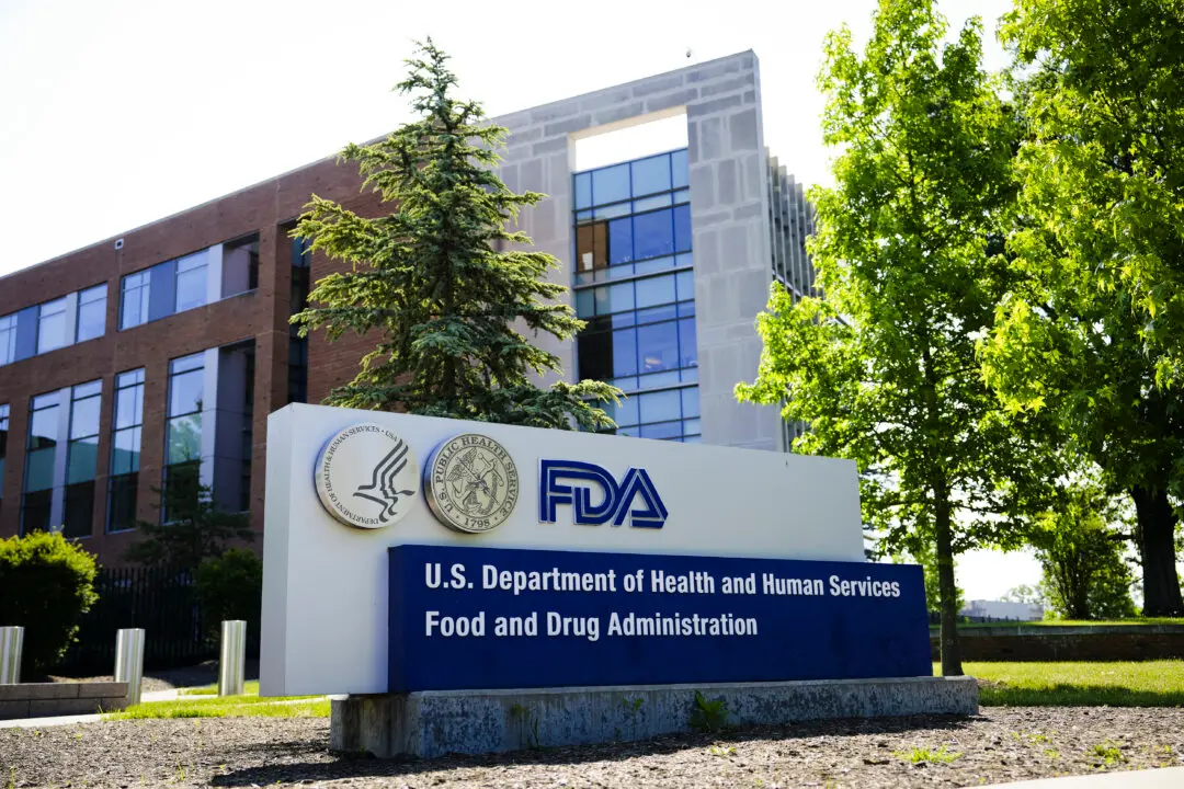 Top FDA Drug Regulator Departing After Weeks in Position