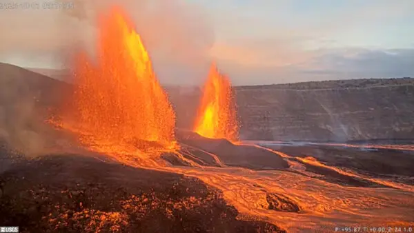 LIVE NOW: Kīlauea Volcano in Hawaii Erupts Again