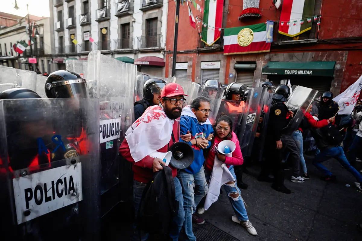 Day in Photos: Teachers’ Strike in Mexico, Anniversary of Terrorist Attacks in France, and World Cheese Awards thumbnail