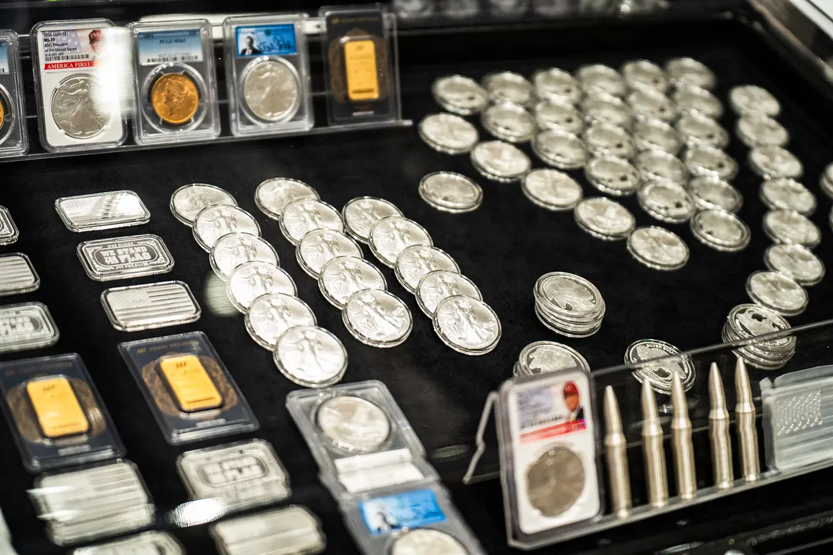 Silver Breaks $60 Mark for 1st Time as Metals Rally Continues thumbnail