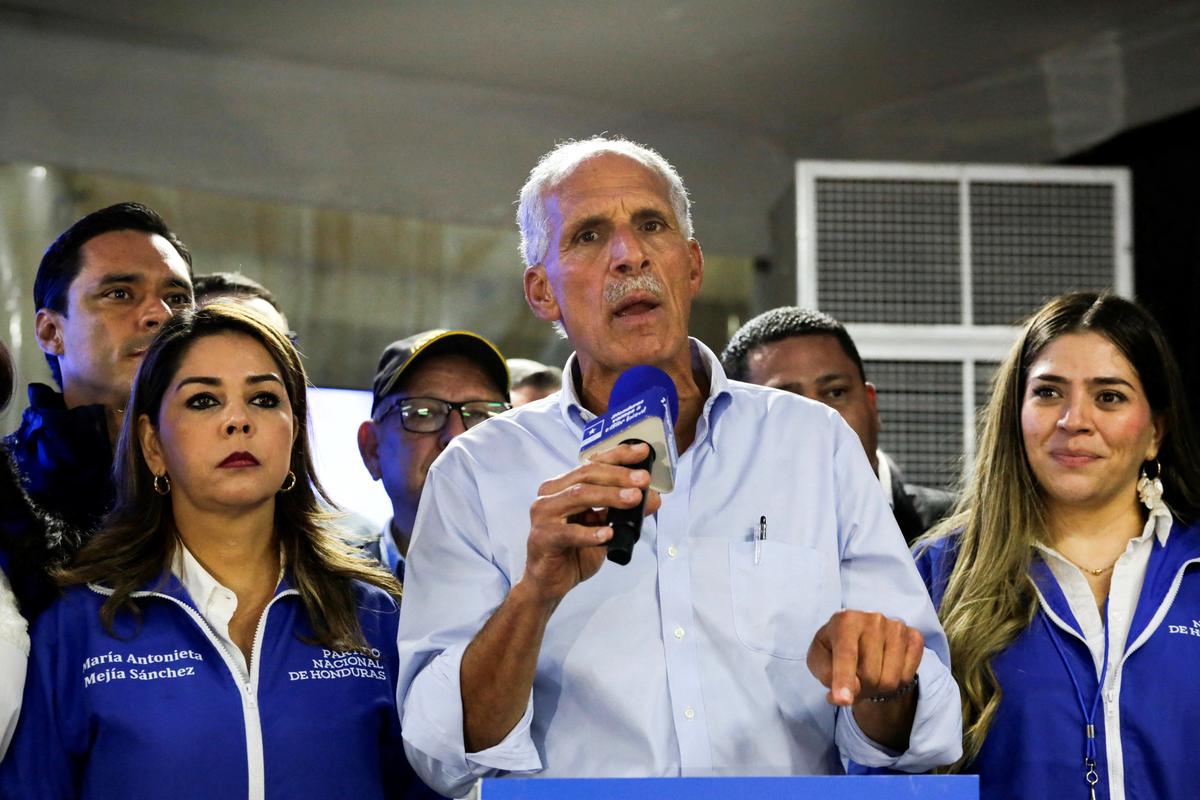 Trump-Backed Asfura Wins Honduras Presidential Election thumbnail