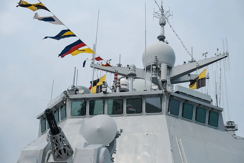 Chinese Ships Possibly Heading to Australia Capable of Carrying Landing Craft, Helicopters