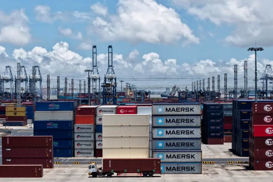 China Has More to Lose in Global Trade War Than US, Researchers Say