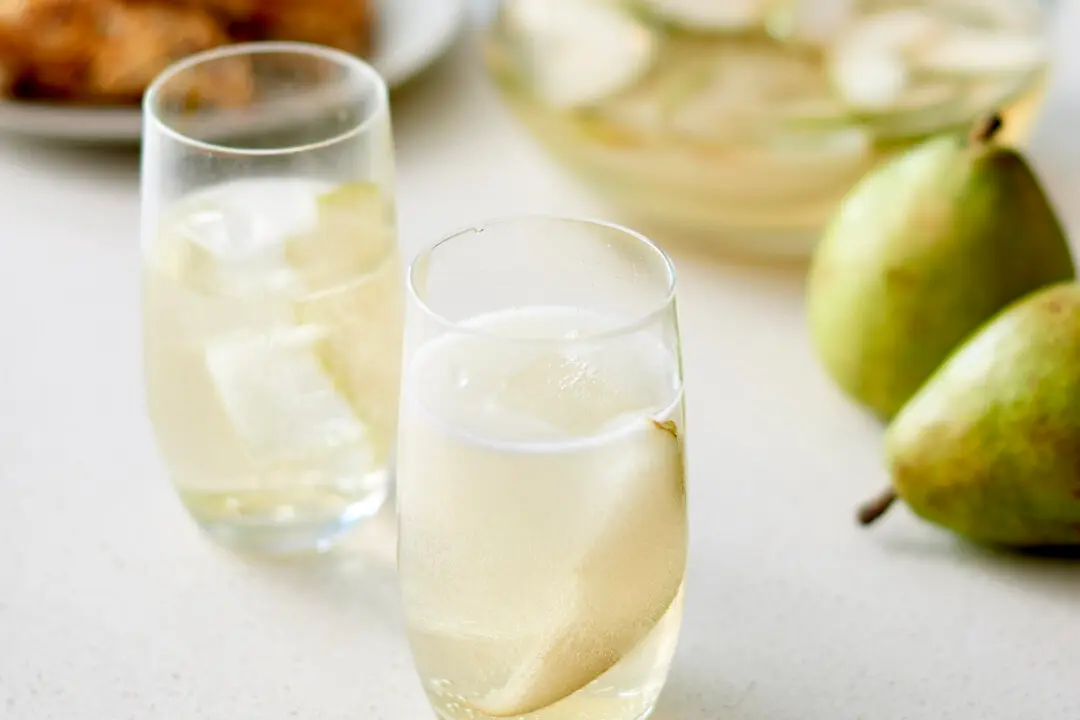 This Festive Sangria Recipe Is Perfect for Hanukkah