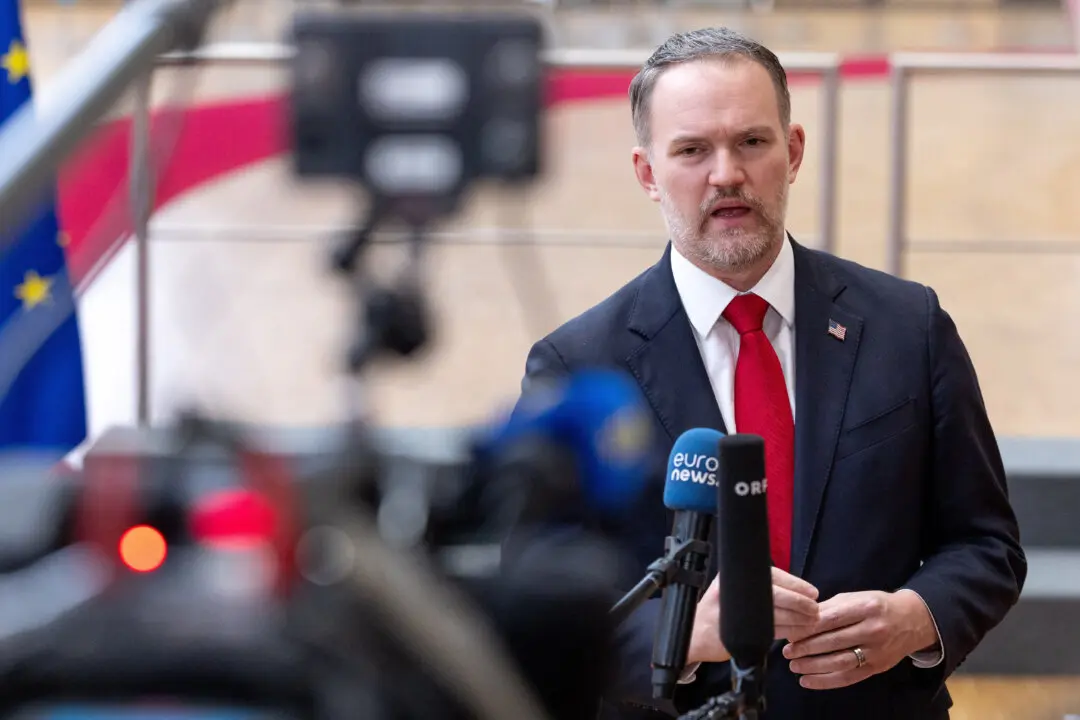 Trump Trade Rep Says Priority Is Re-shoring US Manufacturing Through Tariffs as USMCA Review Looms