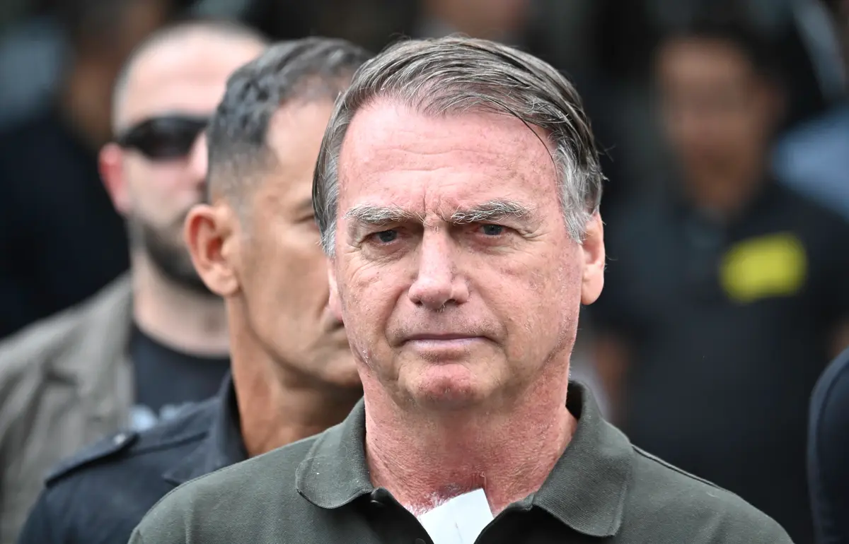 Brazilian Congress Adopts Bill Lowering Bolsonaro’s Sentence, Overriding Lula Veto