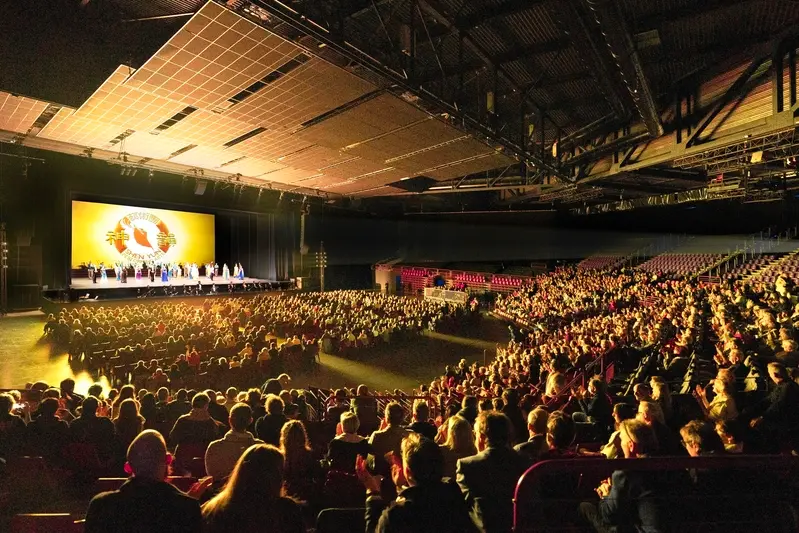 170 Cities Across 5 Continents: Shen Yun Kicks Off 2026 Tour to Audience Acclaim thumbnail