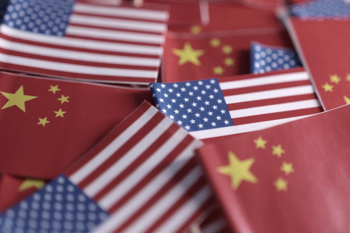 Beijing Sanctions US Defense Companies Over Taiwan Arms Sale thumbnail