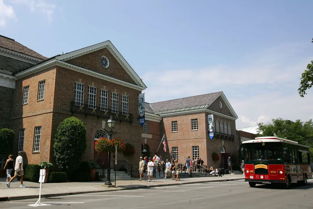 Beltran and Jones Lead List of Baseball Hall of Fame Candidates for 2026 Vote