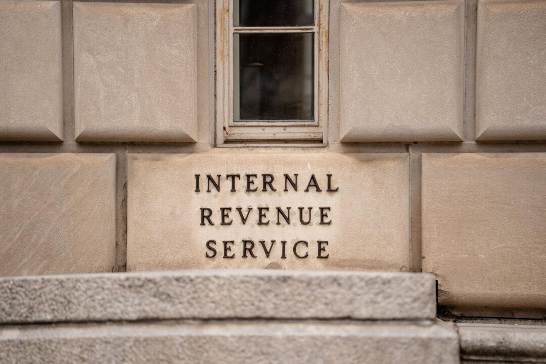 Trump, IRS Enter Settlement Talks Over $10 Billion Tax Returns Lawsuit