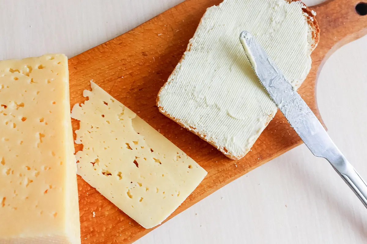 Benefits of Cutting Back on Butter and Cheese Depends on Your Heart Risk