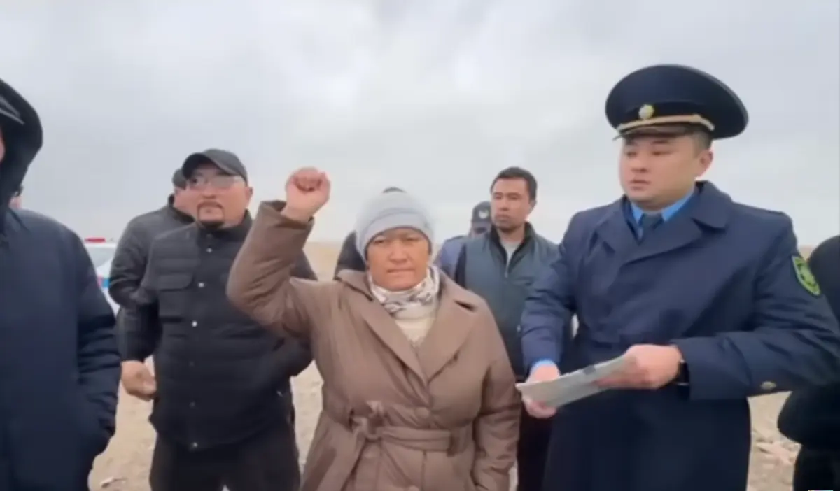 Kazakh Activists Say Police Blocked Trip to US Embassy Over Xinjiang Advocacy