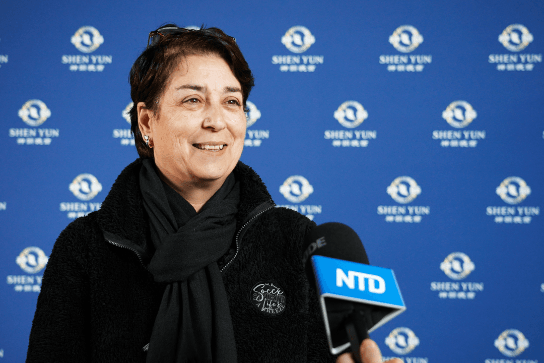 ‘It’s Magnificent’: Geneva’s Grand Council President Praises Shen Yun