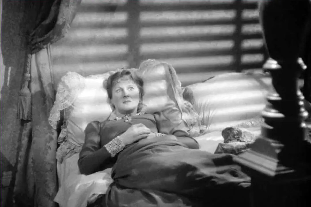 ‘Angel Street:’ Unsettling the Dust