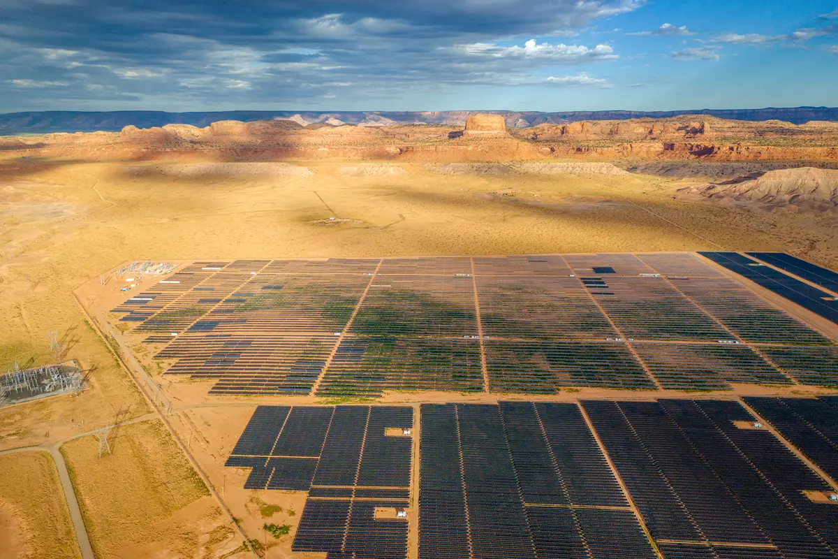 As Electricity Costs Spike, Renewable Energy Divestments Emerge as Theme of Midterms